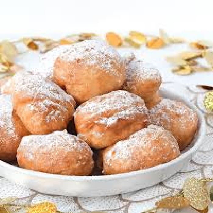 Dutch Doughnuts (Oliebollen)