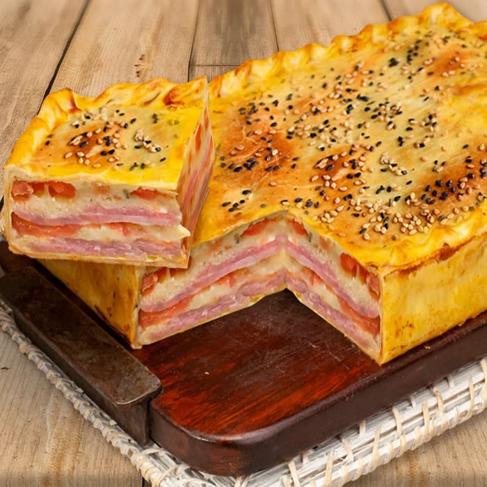 Torta de Fiambre (Ham & Cheese Savoury Cake)