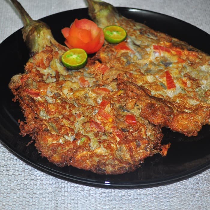 Tortang Talong (Filipino Grilled Aubergine Omelette)